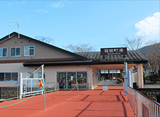 Hakone-machi Port (ticket gate, bus stop)