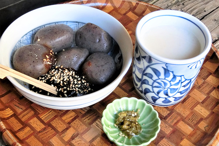 甘酒と味噌おでん