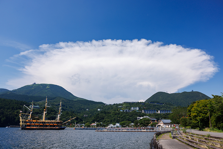 箱根海賊船