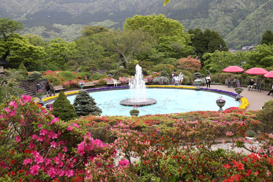 ”公園内”