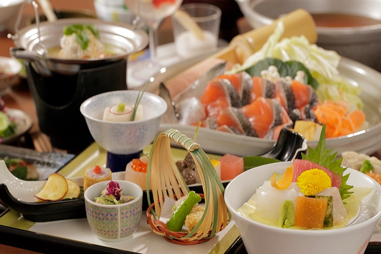 季の湯 雪月花料理