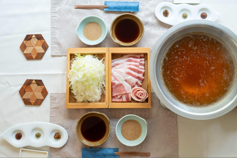 紬ーTSUMUGIー　料理