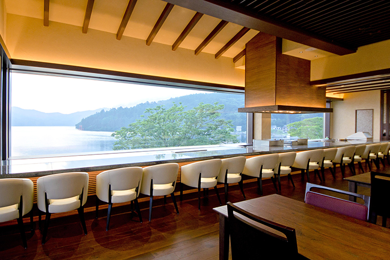 Coffee & Vista HAKONE内観