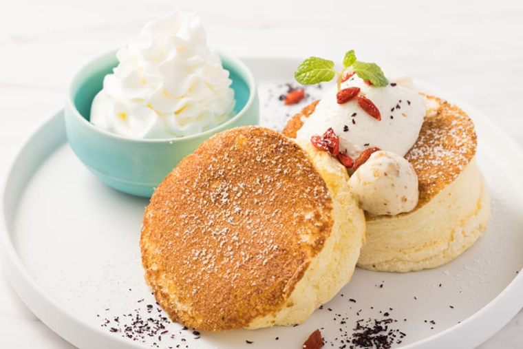 ”マスカルポーネパンケーキ”