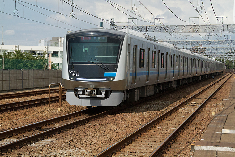電車　小田急線