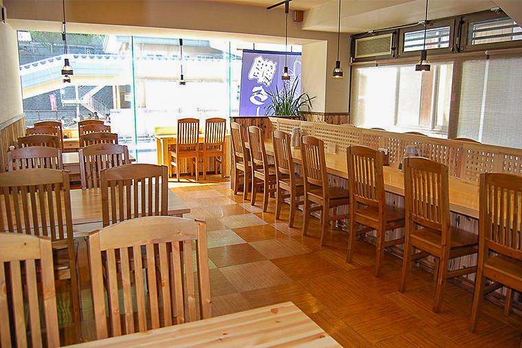 鯛らーめん 麺処 彩　店内