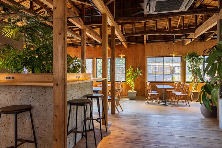 Cafe Dining LüDERA　店内