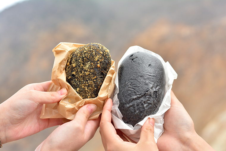 黒カレーパン