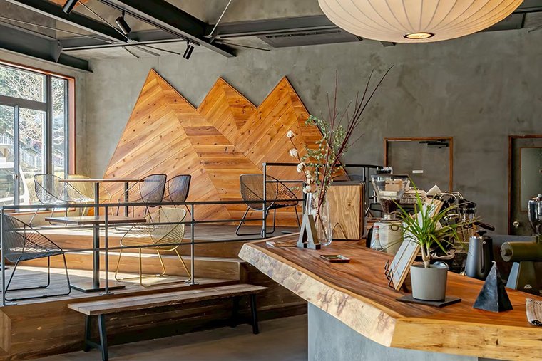 COFFEE CAMP　内観