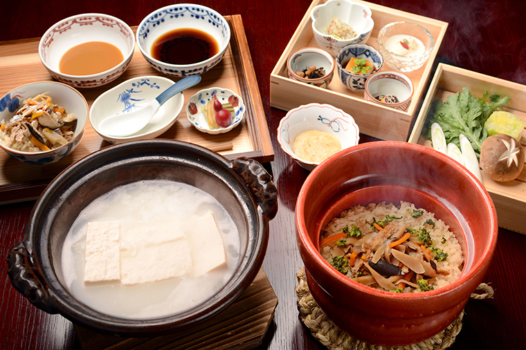 箱根とうふ茶屋 八十八　食事