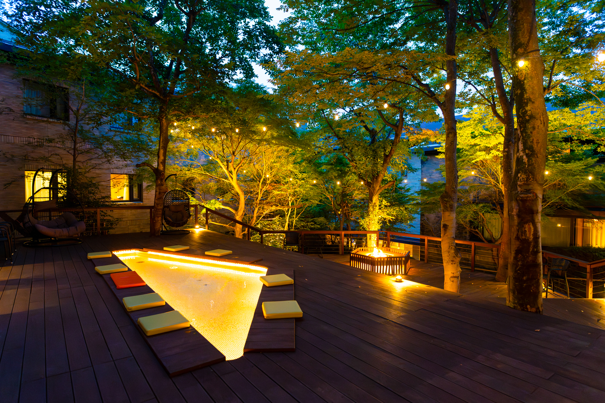 箱根 ゆとわ　ナカニワ