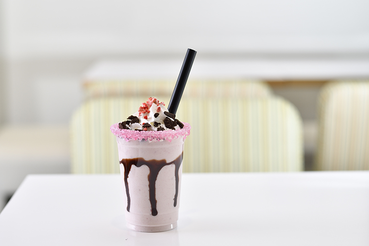 デリ and カフェ みつき 生とうふシェイク〜春のドレスアップ〜