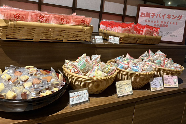 ”雪月花 お菓子バイキング”